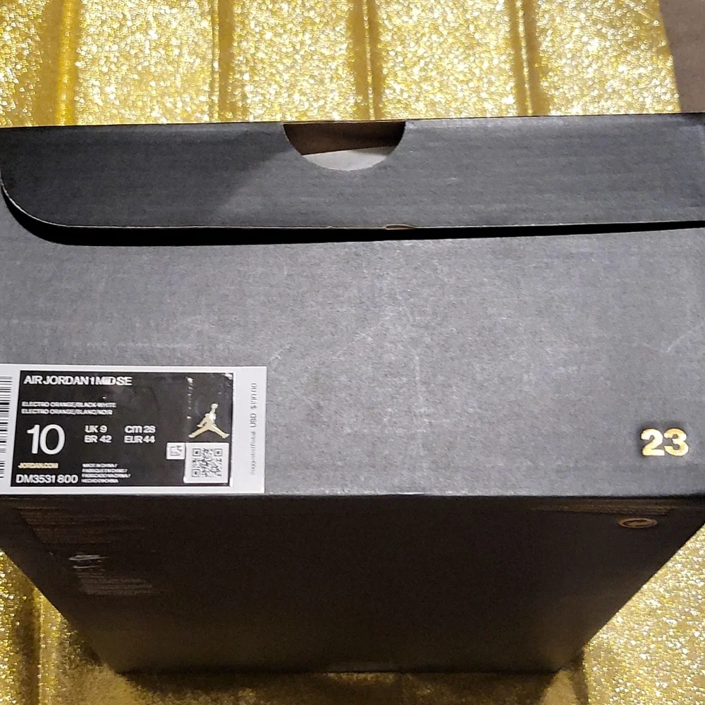Jordan 1 Mid Metallic Orange - Picture 8 of 8